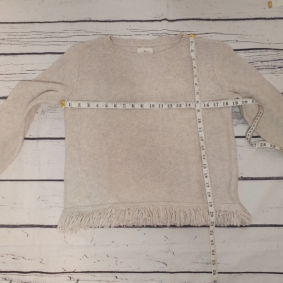Lou & Grey Wool Blend Sweater With Frayed Hem in Size Medium - Picture 6 of 7